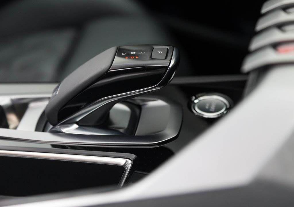 2017 Peugeot 5008