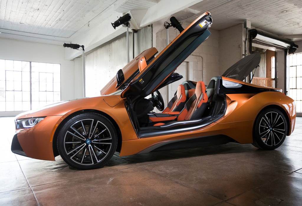 2018 BMW i8 Roadster