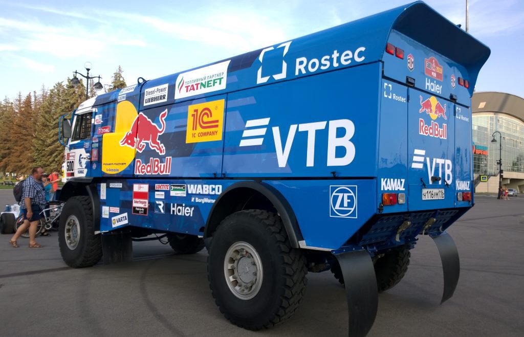Грузовик команды КамАЗ-Мастер, пилот Эдуард Николаев (Дакар-2019). Фестиваль скорости. Санкт-Петербург. Июнь, 2019