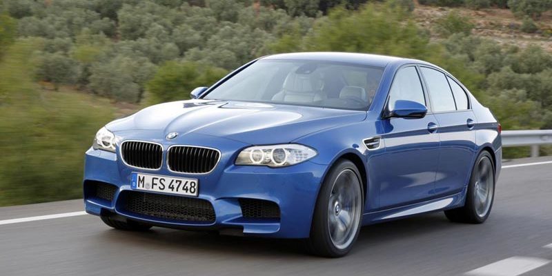 2012 BMW M5 (F10)