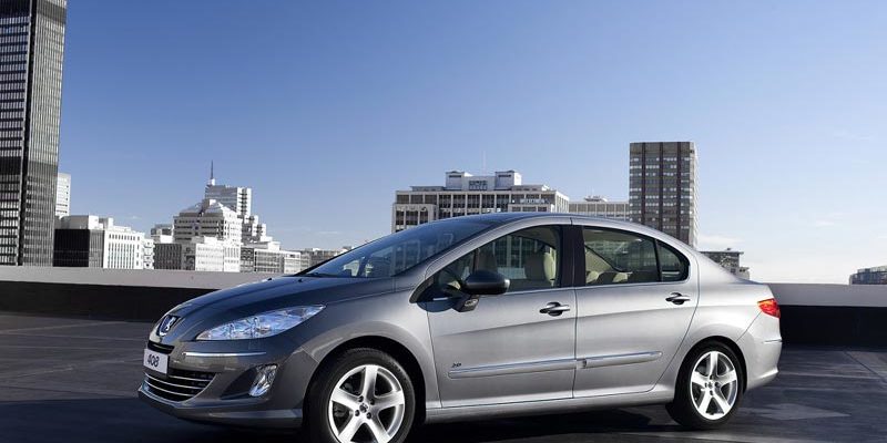 2013 Peugeot 408