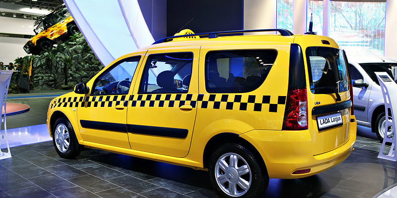 Lada Largus такси