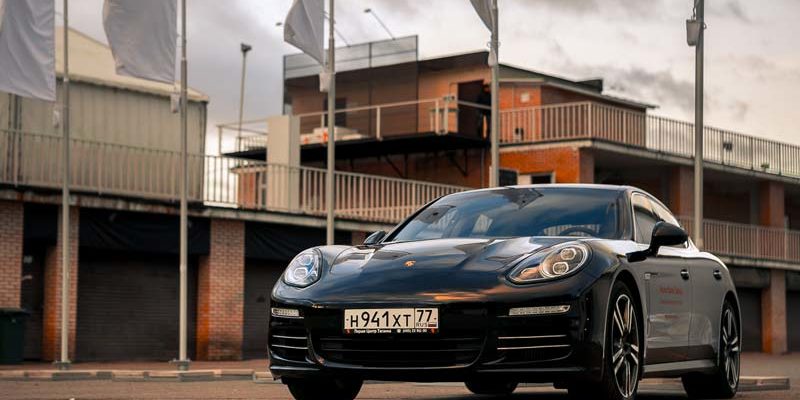 Презентация Porsche Panamera на ADM Raceway в Мячково