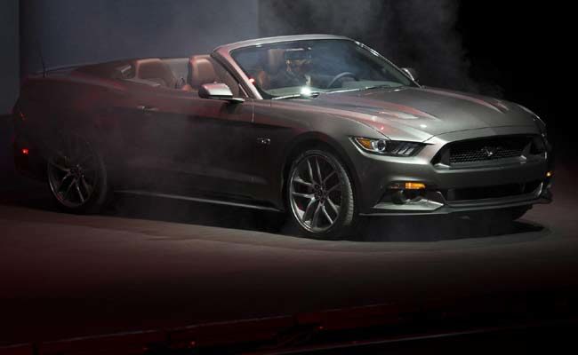 2015 Ford Mustang Convertible