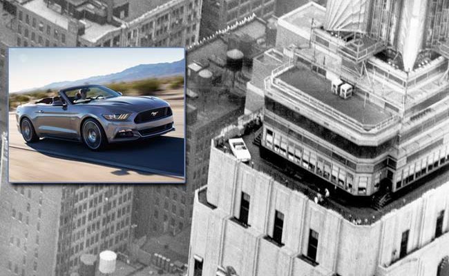 Ford Mustang на крыше Эмпайр Стейт Билдинг в Нью-Йорке