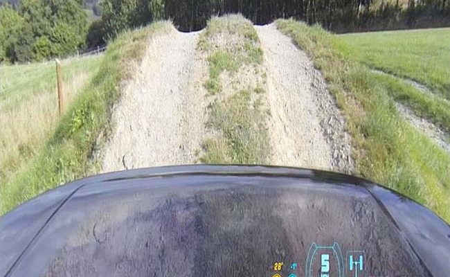 Land Rover: Технология Transparent Bonnet (Прозрачный капот)