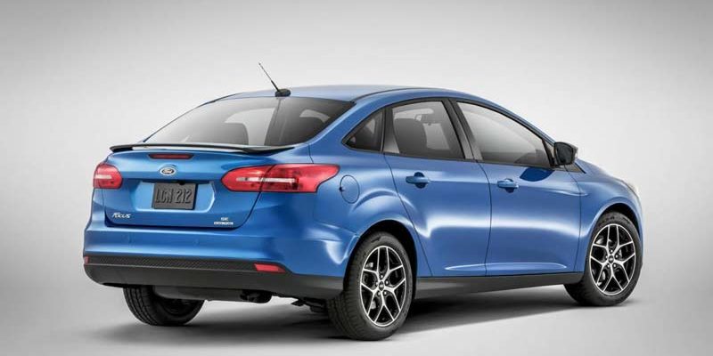 2015 Ford Focus седан