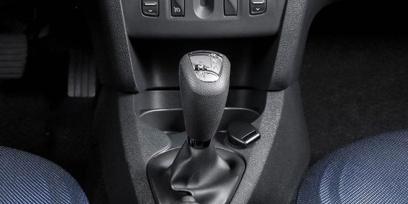 Роботизированная коробка передач Easy'R для Renault Logan и Sandero
