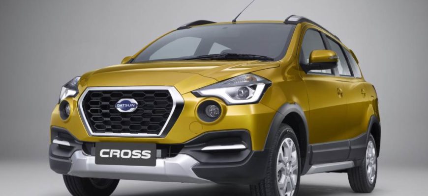 2018 Datsun Cross