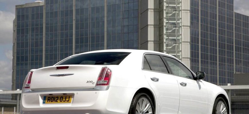 2012 Chrysler 300C