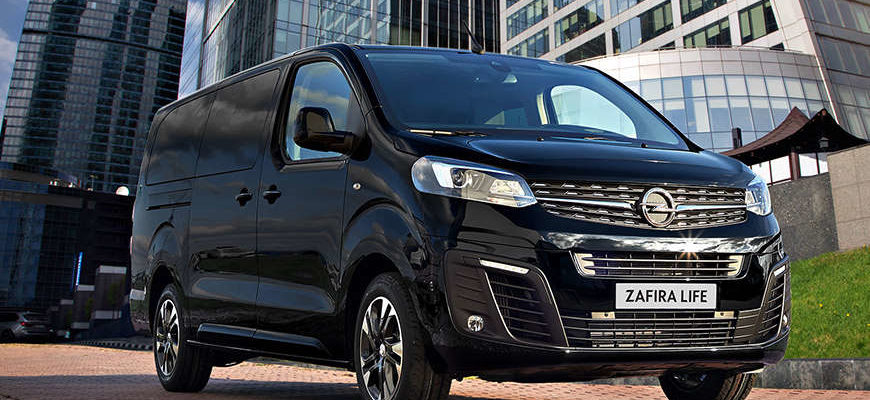 Opel Zafira Life Black Edition