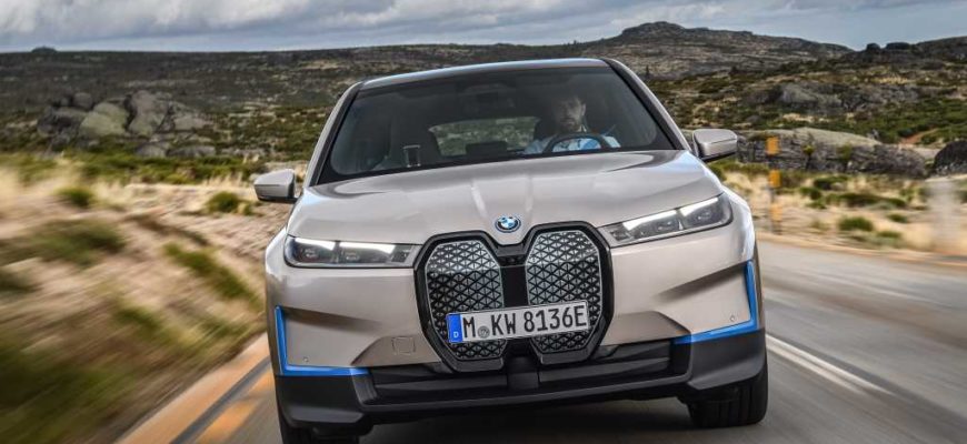 2022 BMW iX