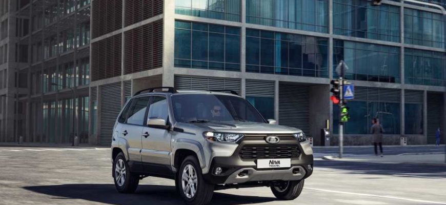 2021 Lada Niva Travel