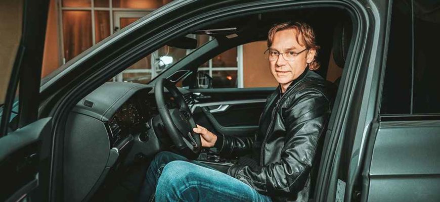 Валерий Карпин и Volkswagen Touareg R-Line
