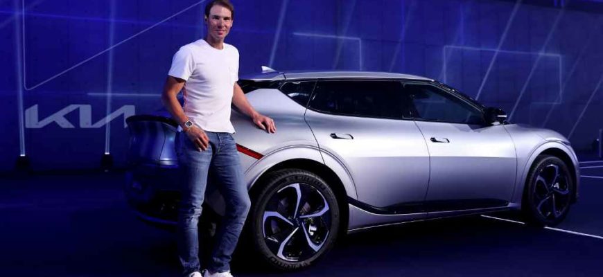 Рафаэль Надаль и Kia EV6