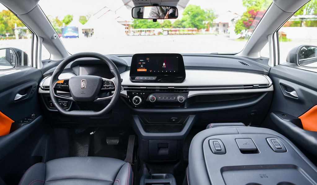 2021 FAW Bestune NAT