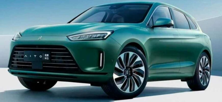 2022 Aito M5