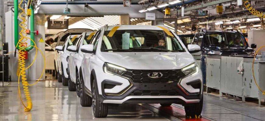 Производство автомобилей Lada Vesta NG на Волжском автозаводе, февраль 2024 года