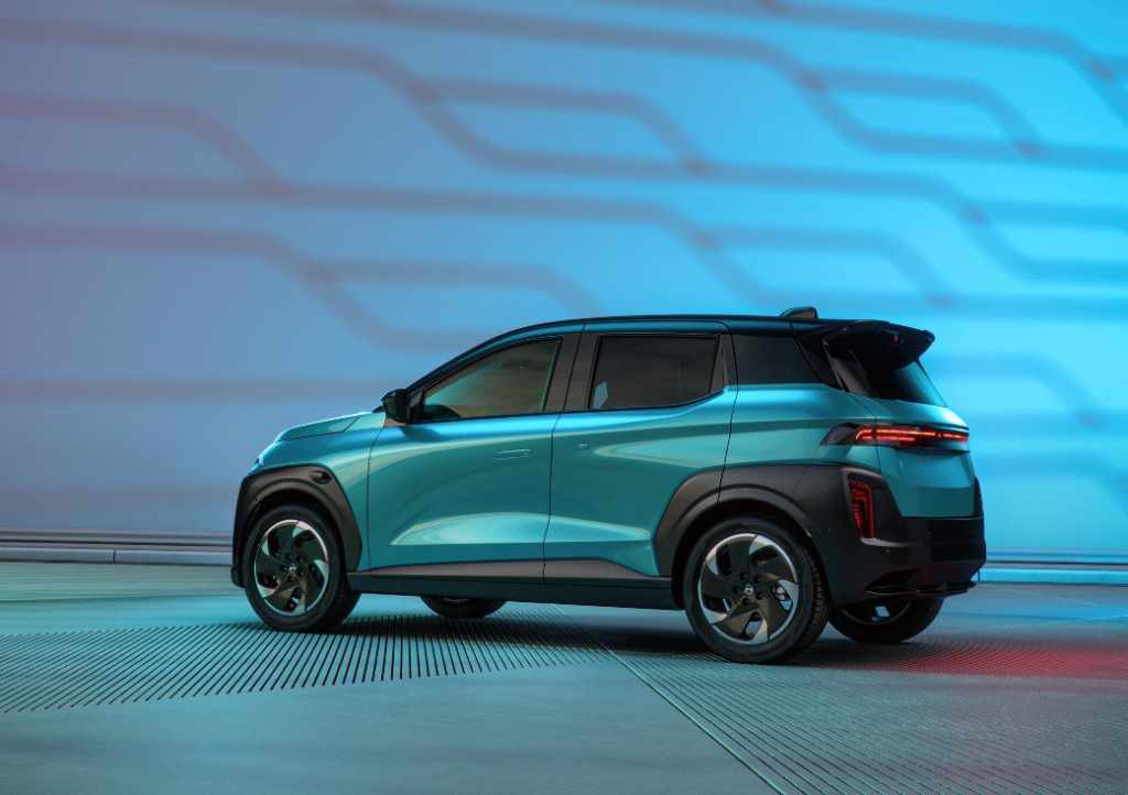 Обновленный дизайн электромобиля "Атом", февраль 2024 года