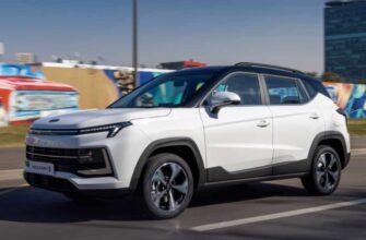 2024 Москвич 3 с черной крышей